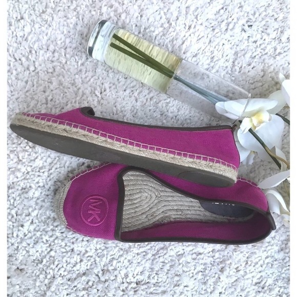 Michael Kors Fuschia leather trimmed espadrille 7  #33 - Picture 4 of 8